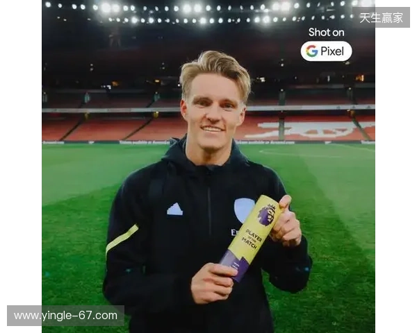 担任解说“偏袒”老东家并选厄德高为全场最佳，枪手传奇基翁遭批